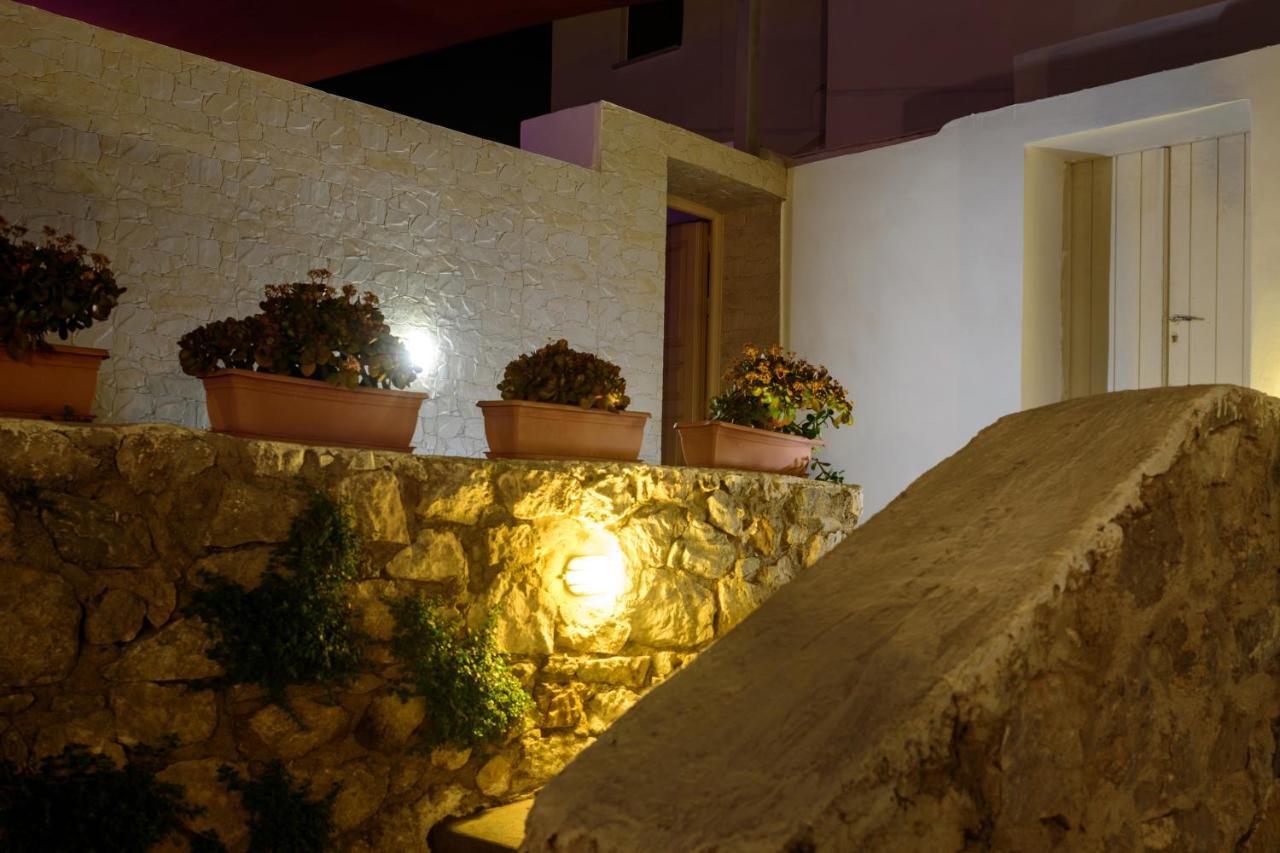 Heart Of Oia - Private House With Jacuzzi Apartment Exterior foto