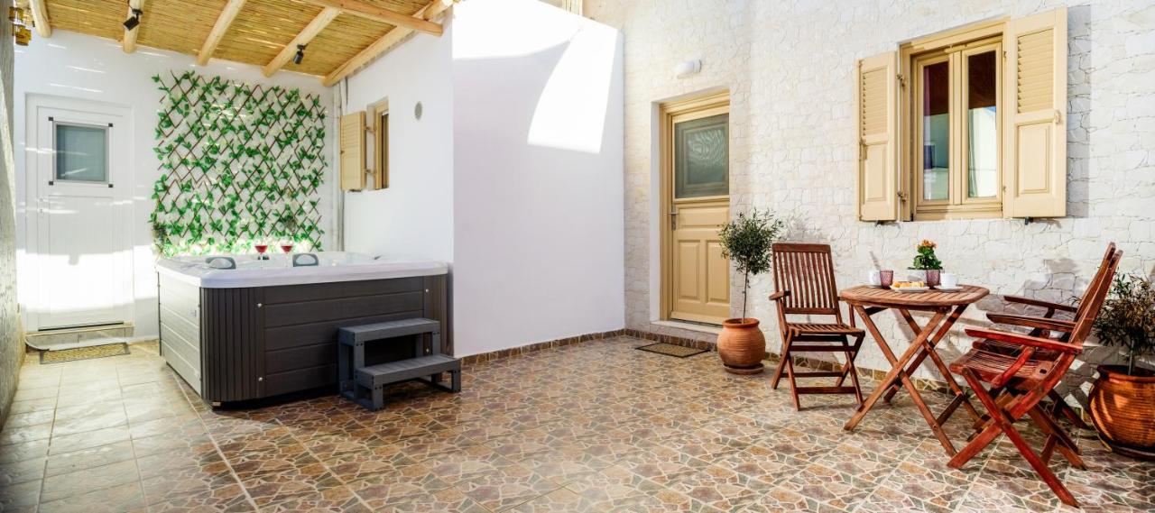 Heart Of Oia - Private House With Jacuzzi Apartment Exterior foto